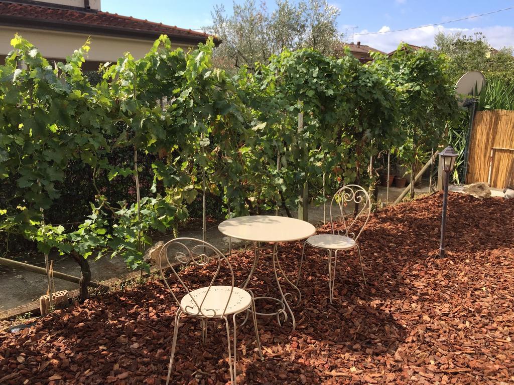 Il Casale Del Giglio Bed & Breakfast Santo Stefano di Magra Dış mekan fotoğraf